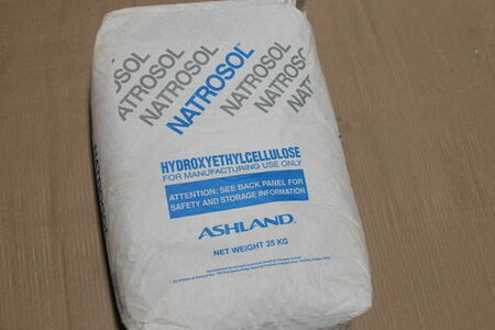 Куплю химическое сырьё разное неликвиды, просроченное по России